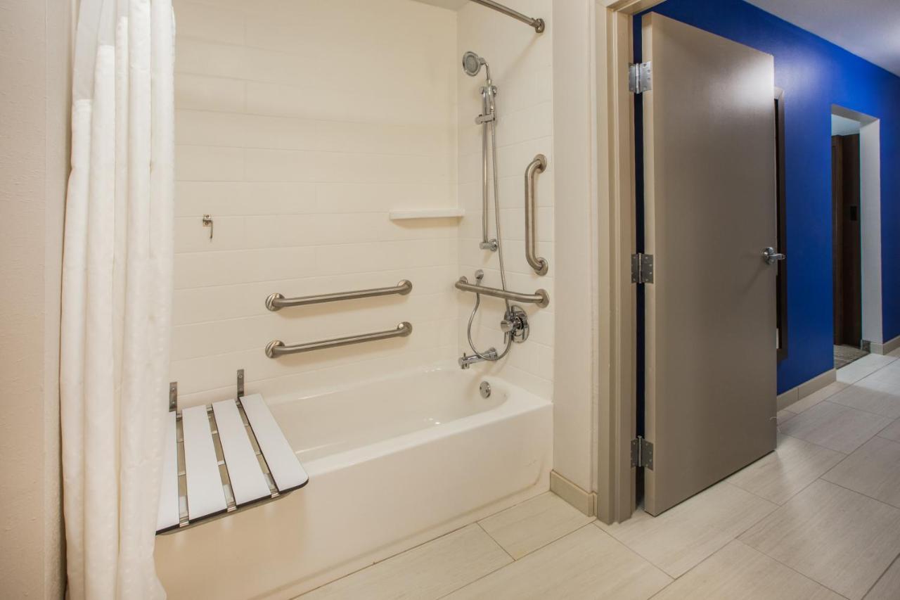 Holiday Inn Express & Suites Dallas Plano North By Ihg Экстерьер фото